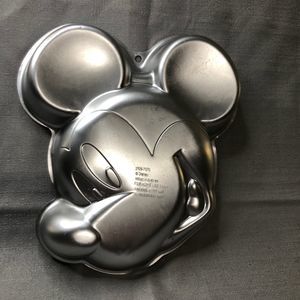 Wilton Mickey Mouse Head Cake Pan 12”